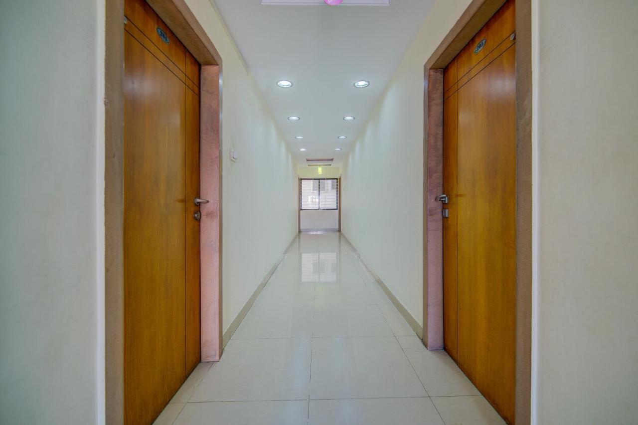 Oyo 18431 Hotel Celestee Grand Hyderabad Exterior photo